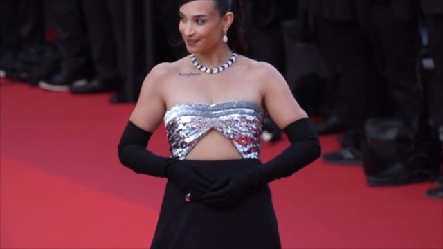 Camélia Jordana se livre sur son rôle dans Avant que les flammes ne s'éteignent