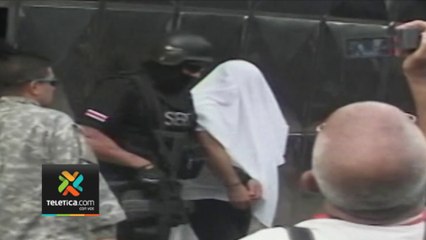 tn7-macho-coca-151123