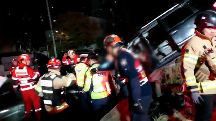 서울 서부간선도로에서 잇단 추돌 사고...9명 부상 / YTN