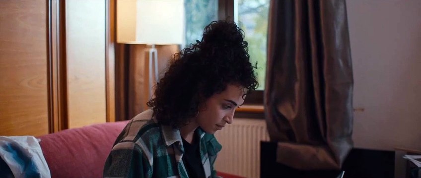 Bande Annonce en VF - Avant que les flammes ne s’éteignent