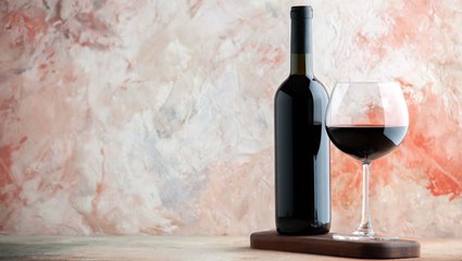 9 Nonalcoholic Wines That Everyone at Your Table Can Enjoy
