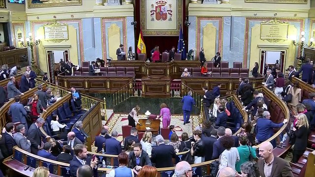 Concluye la primera jornada del debate de investidura del candidato Pedro Sánchez