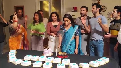 Sumbul Touqeer Khan ने Kavya के सेट पर सेलीब्रेट किया अपना जन्मदिन