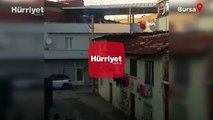 Bursa'da video çekmek isterken canından oluyordu... Elektrik teli bir anda böyle patladı