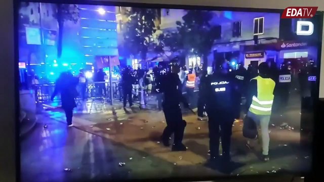 ¿Ultras o policías? Marlaska manda a Ferraz a personas de estética ultra para detener a manifestantes pacíficos