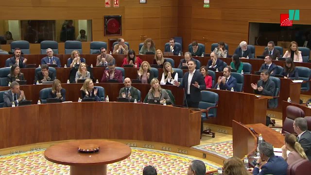 Lobato, a Ayuso: Usted habla de dictadura de España y al día siguiente está modificando por la puerta de atrás 15 leyes