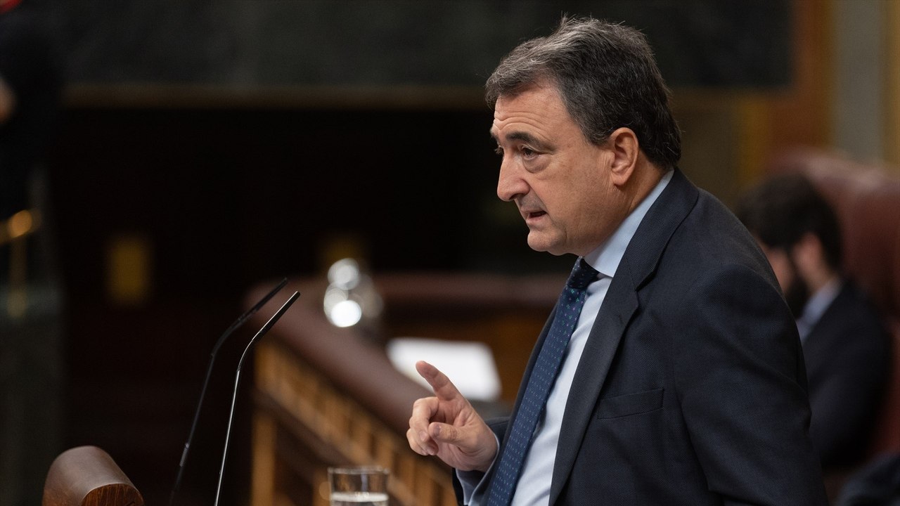 Esteban (PNV): "Mi máxima es 'espera lo mejor, prevé lo peor'"