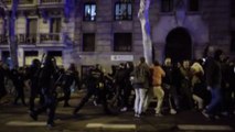 Nuovi scontri a Madrid nelle proteste contro l'amnistia ai catalani