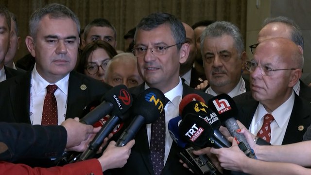 Özgür Özel, gazetecilerin sorularını yanıtladı