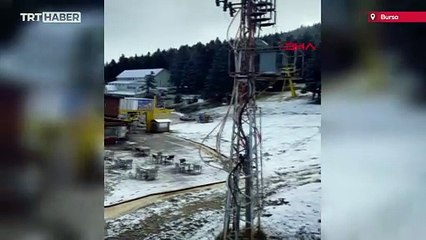 Uludağ'da mevsimin ilk karı görüldü