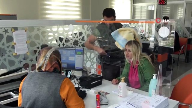 Le coût d'obtention d'un permis de conduire dépassera 20 000 lires après la nouvelle année