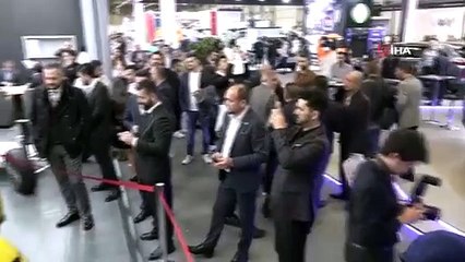 Les véhicules domestiques ont attiré une grande attention au salon