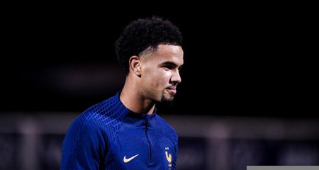 Bleus - Zaïre-Emery sur l'engouement médiatique : "Ma famille pense que c'est trop"