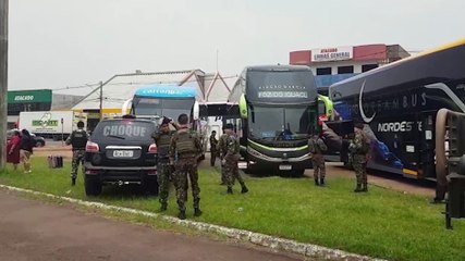 Exército e Choque realizam Operação Ágata na Rodoviária de Cascavel