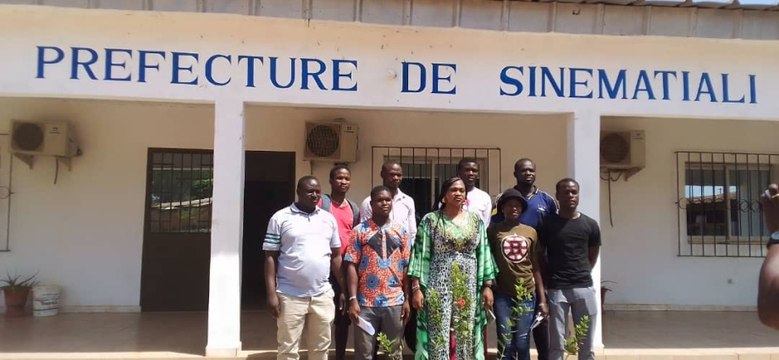 Le Ministre des Transports visite les installations aéroportuaires de Bouaké pour s'assurer de l'avancée des travaux de réhabilitation