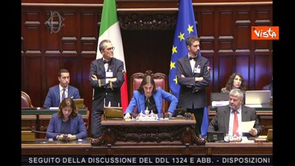 Carne sintetica, ok della Camera al divieto con 159 s? e 53 no. ? legge