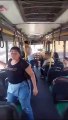Mãe quebra janela de ônibus após filho passar mal com calor