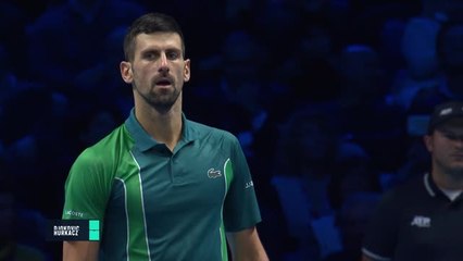 Descargar video: ATP Finals - Djokovic vainqueur mais dans l'attente