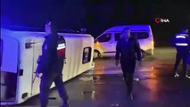 Diyarbakır-Elazığ yolunda yolcu minibüsü devrildi, 14 kişi yaralandı