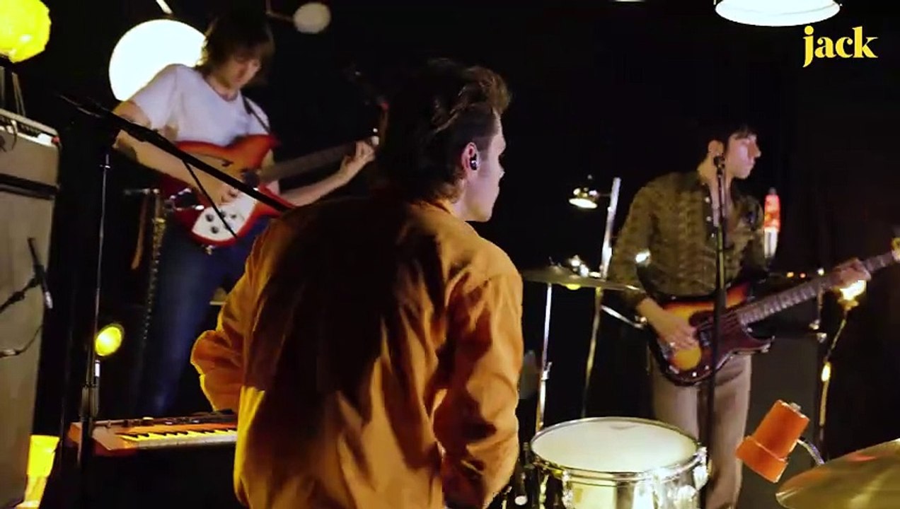 Jack session : les Howlin' Jaws donnent tout sur "Half Asleep Half Awake"