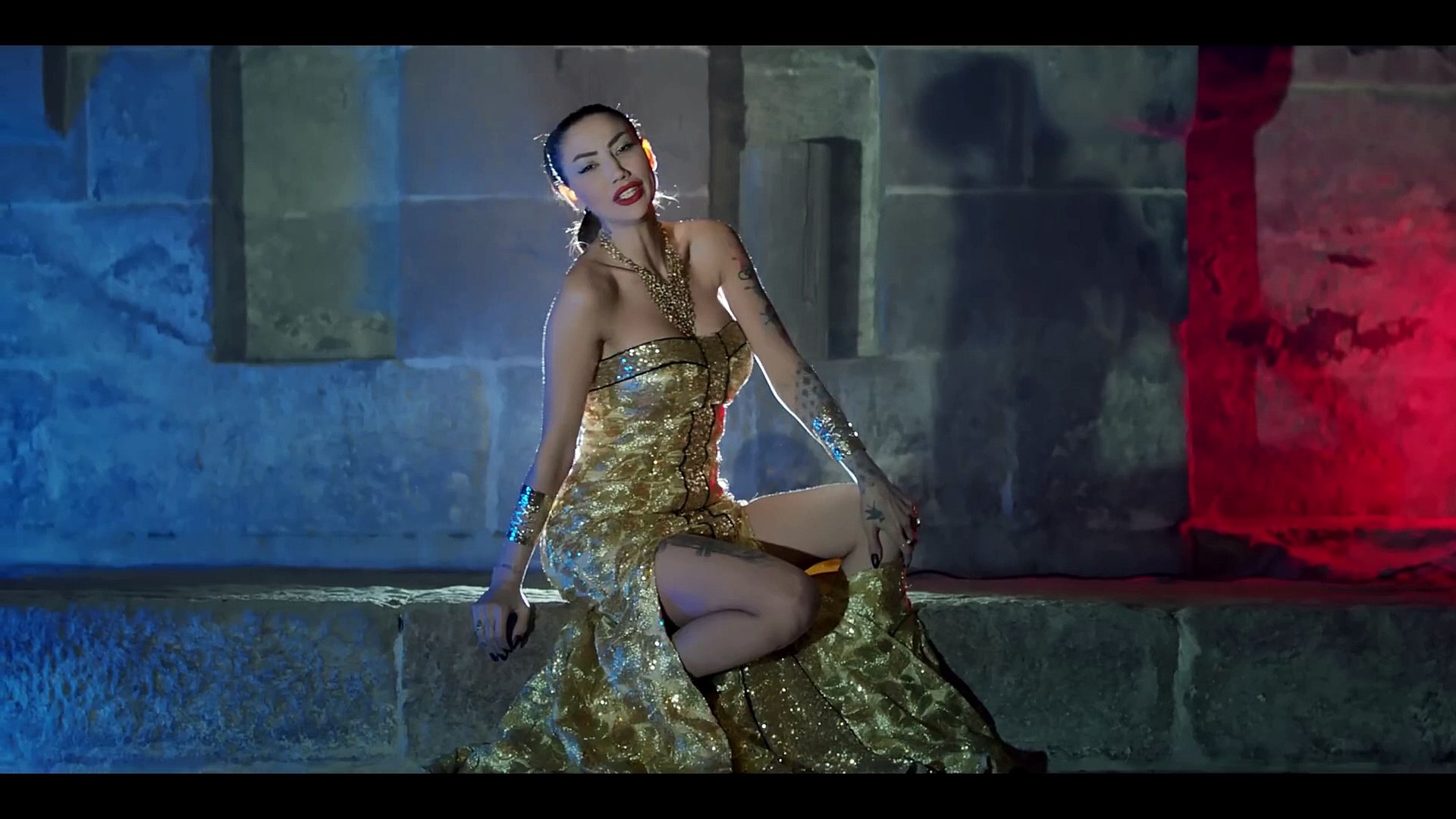 Hande Soylu - Diliyorum