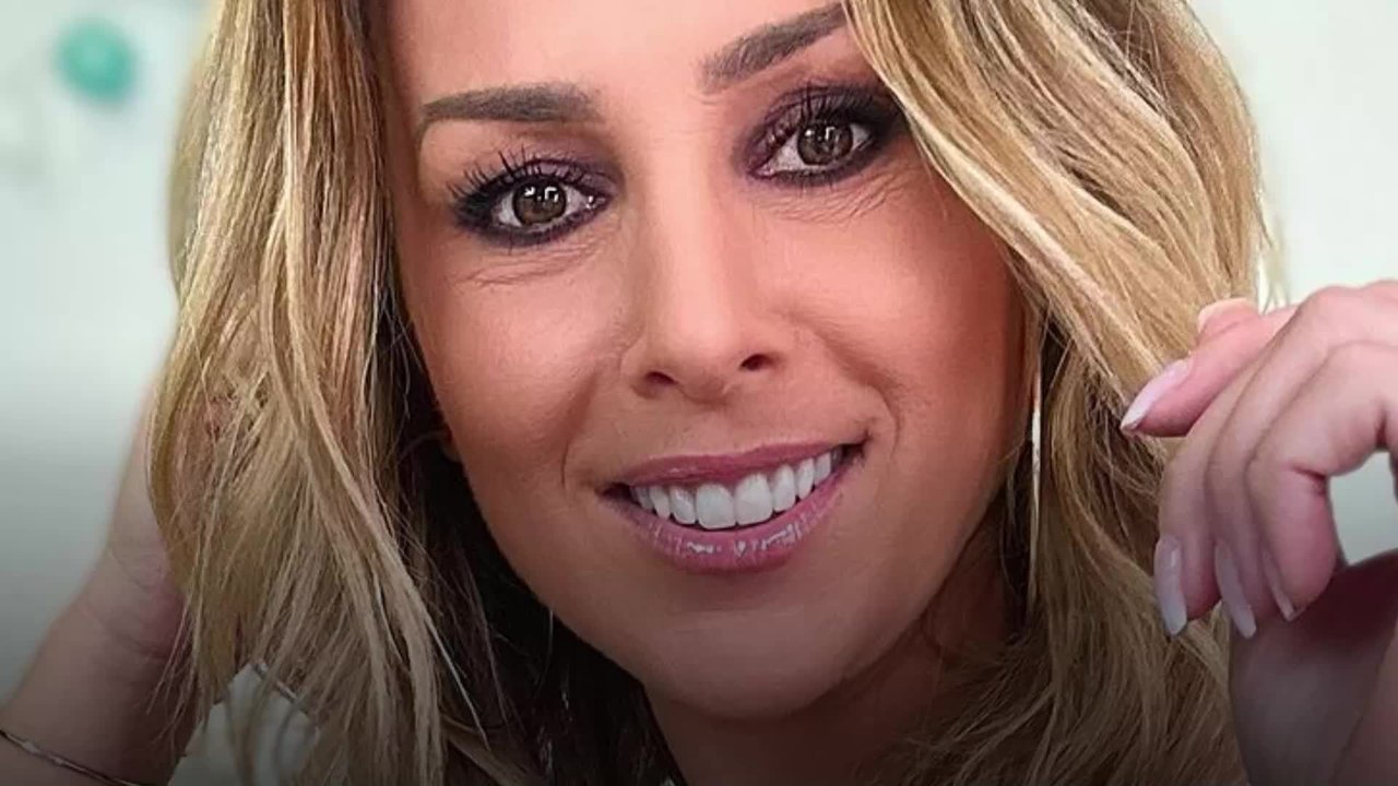 Voici - Élodie Villemus (4 mariages pour 1 lune de miel) en guerre contre Océane Amsler, elle lui envoie un violent tacle