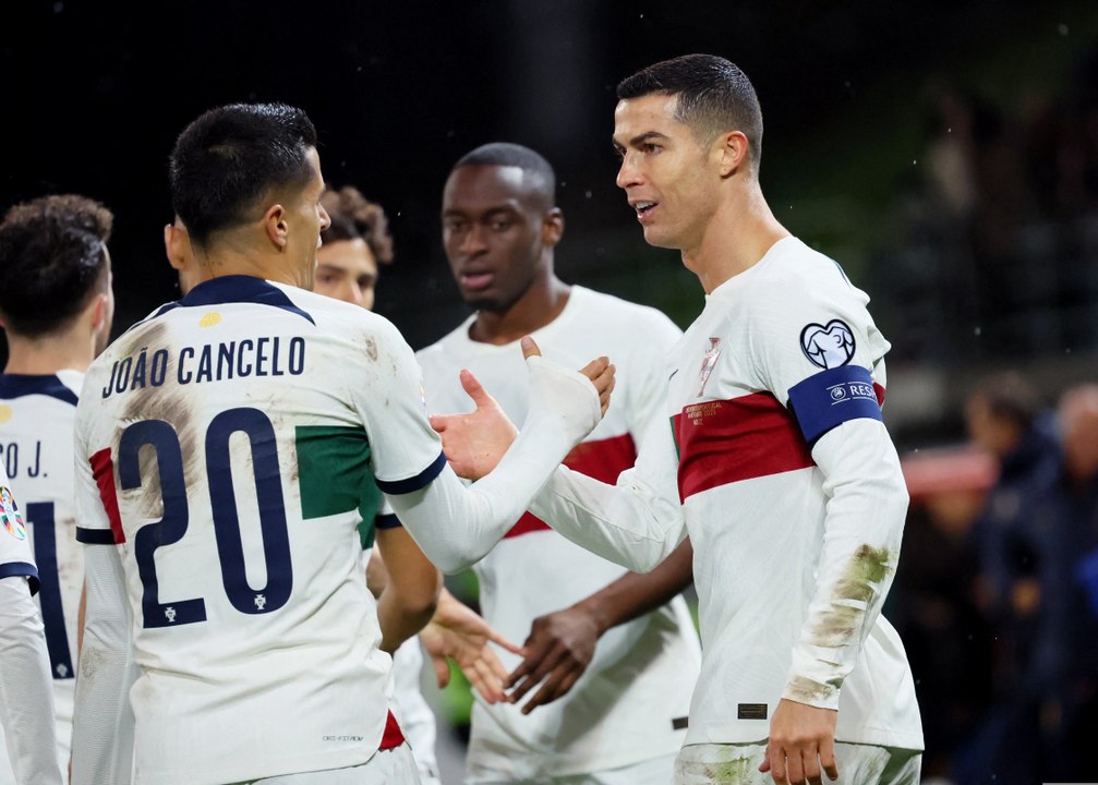 AR EURQ LCH POR 3MHL 231116