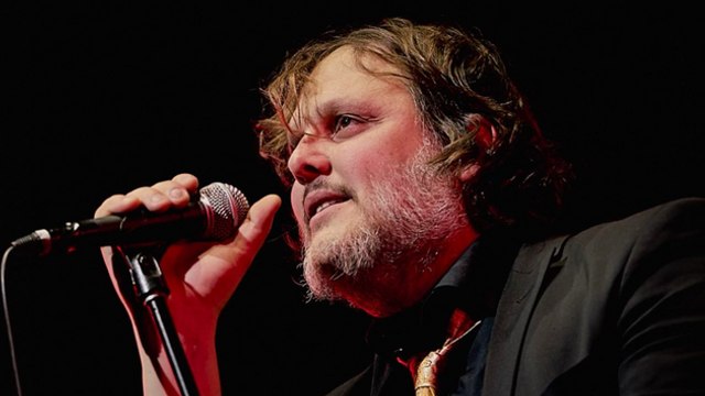 Triste nouvelle : Décès à l'âge de 47 ans de Karl Tremblay, le talentueux chanteur des Cowboys Fringants