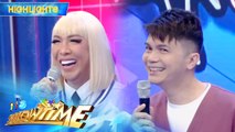 Vice Ganda playfully teases Vhong's hair | It's Showtime