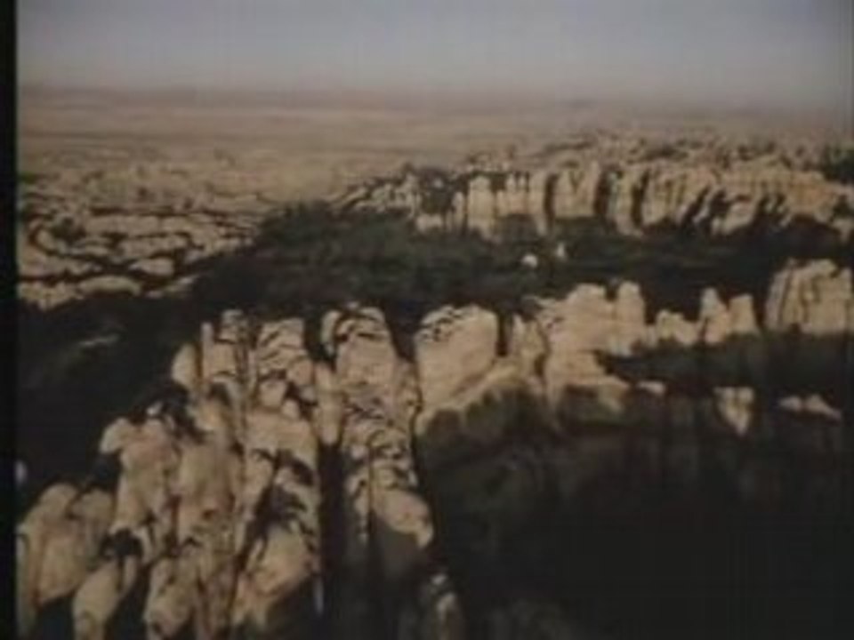 Koyaanisqatsi 1.