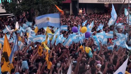 Milei encerra campanha em Córdoba