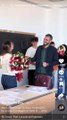 Proposta di matrimonio in classe tra due prof, il VIDEO diventa virale