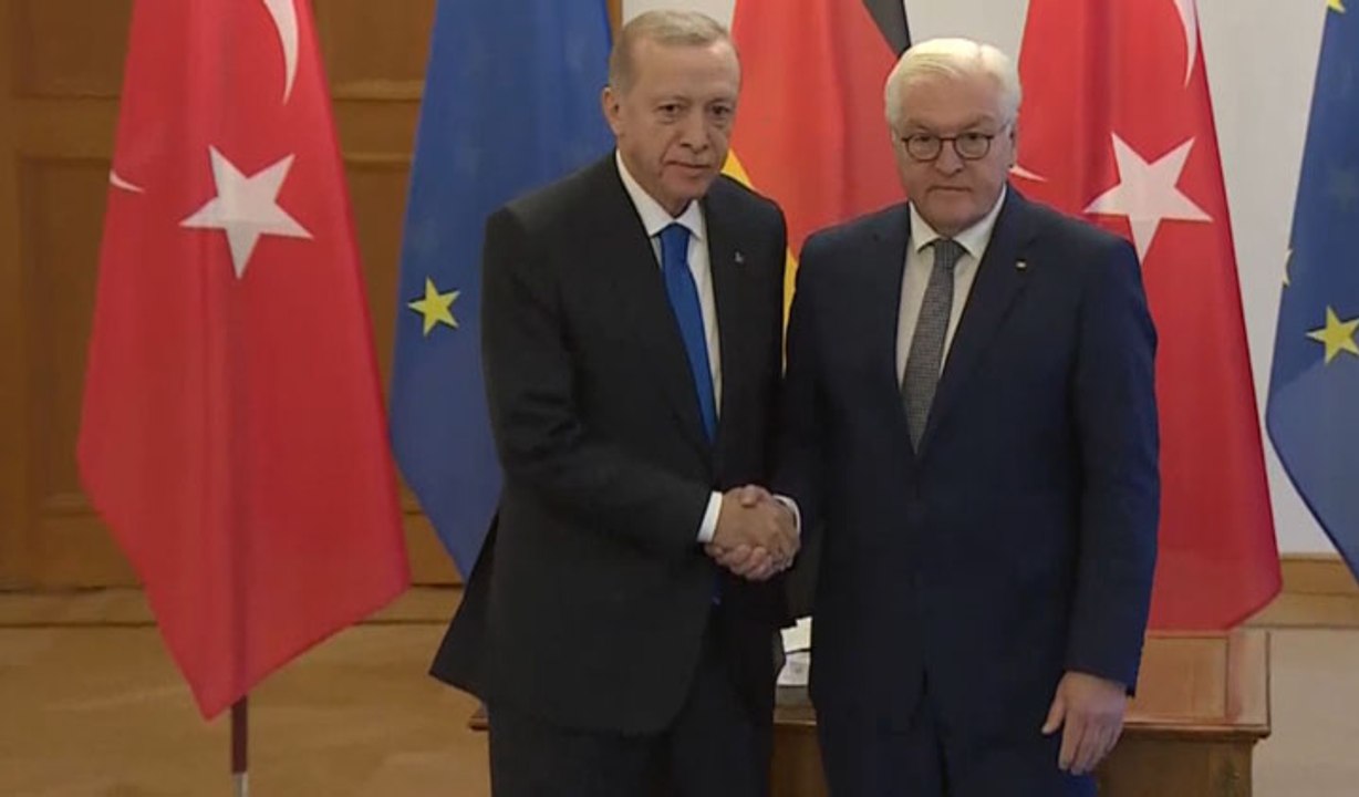 Cumhurbaşkanı Erdoğan, Alman mevkidaşı Steinmeier ile bir araya geldi