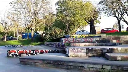 Vandalismo y abandono de las esculturas de Agustín Ibarrola en Basauri, su pueblo natal