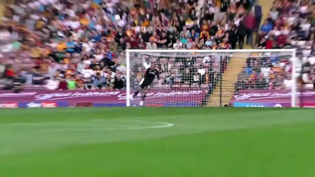 Retro Bradford City Goals - Lee Angol vs Oldham Athletic - 2021