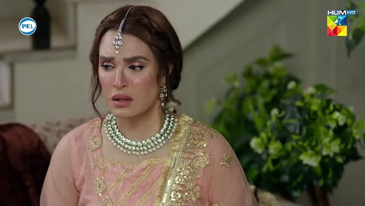 Tumhara Beta Pagal Ho Gaya Hai...!#sukainakhan #omershahzaad - Fitna - FLO Digital