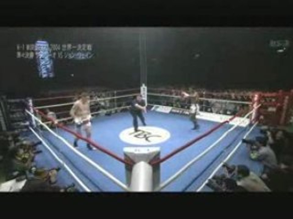 Buakaw Por Pramuk Vs John Wayne 2004