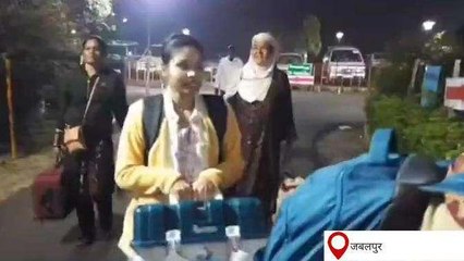 जबलपुर: देर रात तक सख्त पहरे में रखी गई ईवीएम मशीनें, सुरक्षा के पुख्ता इंतजाम