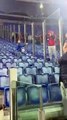 Italia-Macedonia, i bambini scambiano le bandiere coi tifosi avversari