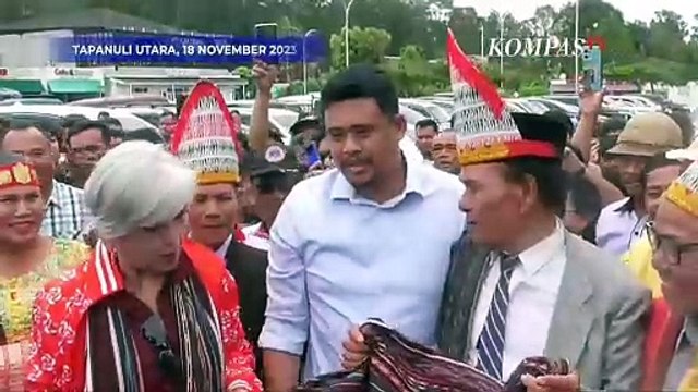 Momen Gibran Disambut Bobby Nasution saat Tiba di Tapanuli Utara