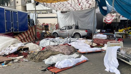 اعتداء الاحتلال على جثث الشهدا وسرقتهم من الاحتلال يختطف جثث نحو 150 شهيدا من مستشفى الشفاء وباحاته