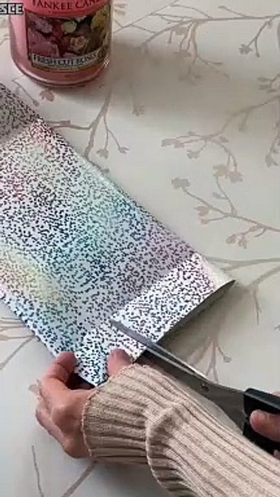 5 Easy And Beautiful Gift Wrapping Ideas That Will Impress Your Friends And Family