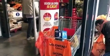 La giornata della colletta alimentare a Palermo