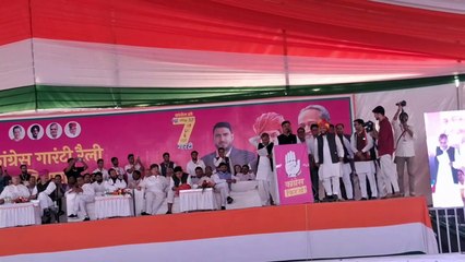 मंत्री टीकाराम जूली ने तिजारा की जनसभा में सुनाया ये गाना