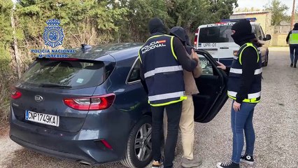 La Policía Nacional detiene a seis miembros de una red criminal acusada de financiar el terrorismo