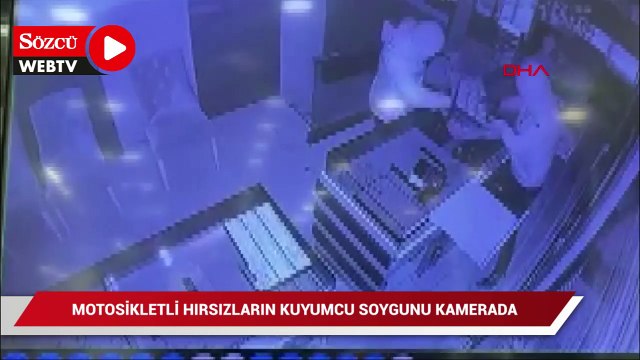 Bakırköy'de motosikletli hırsızların kuyumcu soygunu kamerada