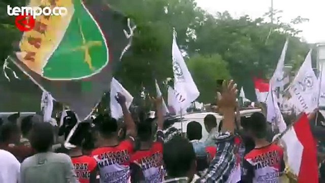 Sosialisasikan Pemilu di Madura, Mahfud MD Ramai Disambut Warga