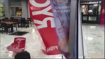 Afyonkarahisar'da sağanak yağış ve kuvvetli rüzgar