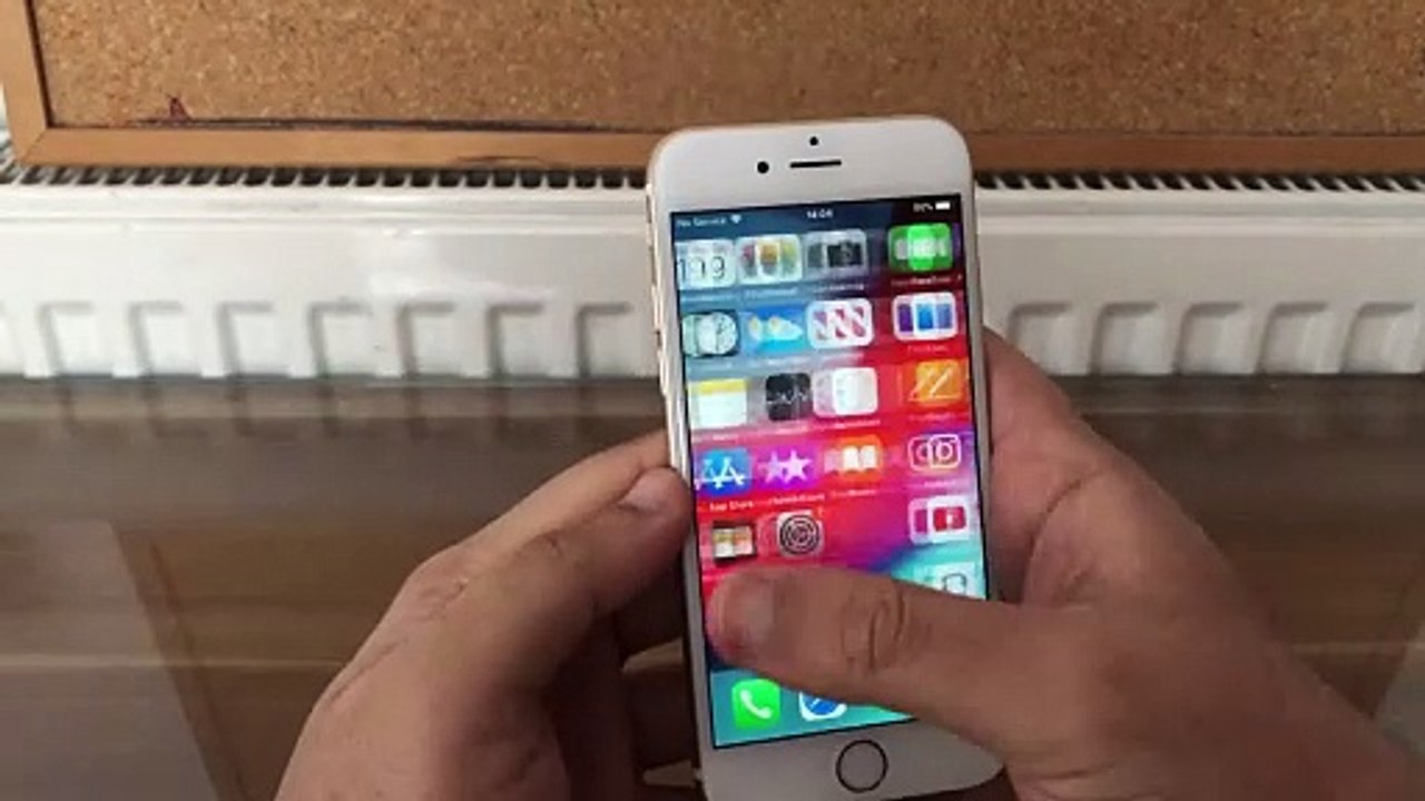 How to SWITCH Instagram Accounts Quickly on iPhone | New