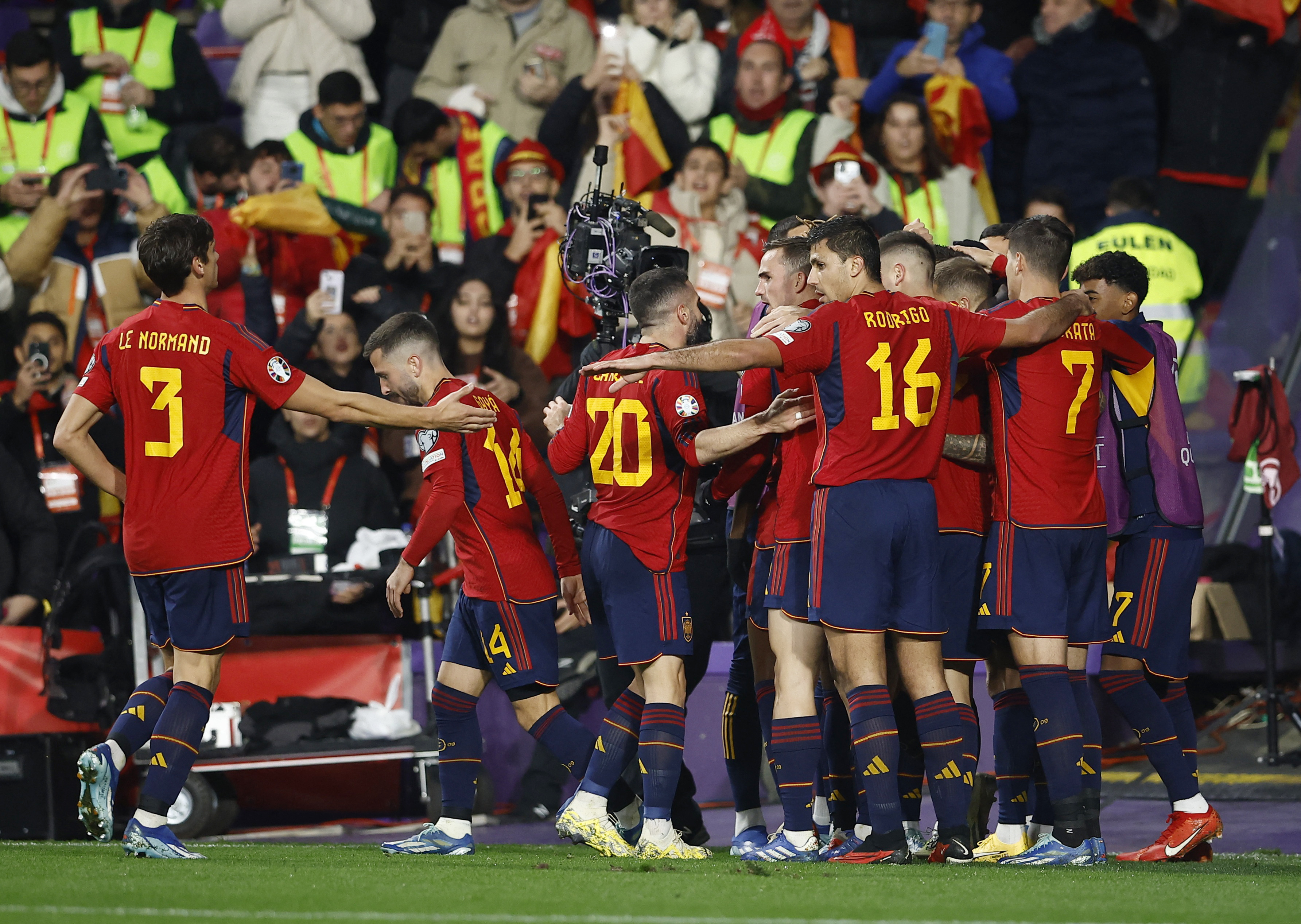‘I am sure I will be at Euro 2024’ - Spain boss De la Fuente